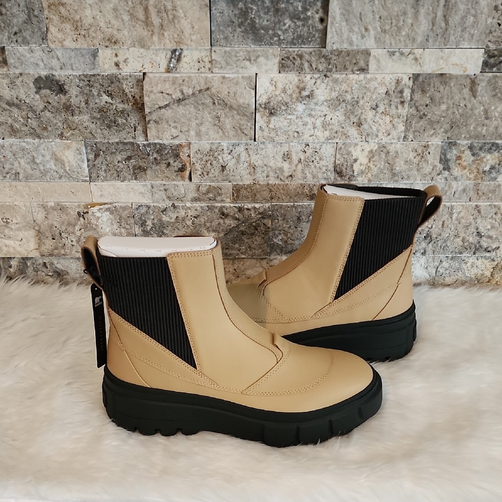Sorel Caribou X Waterproof Platform Chelsea Boot Brand New